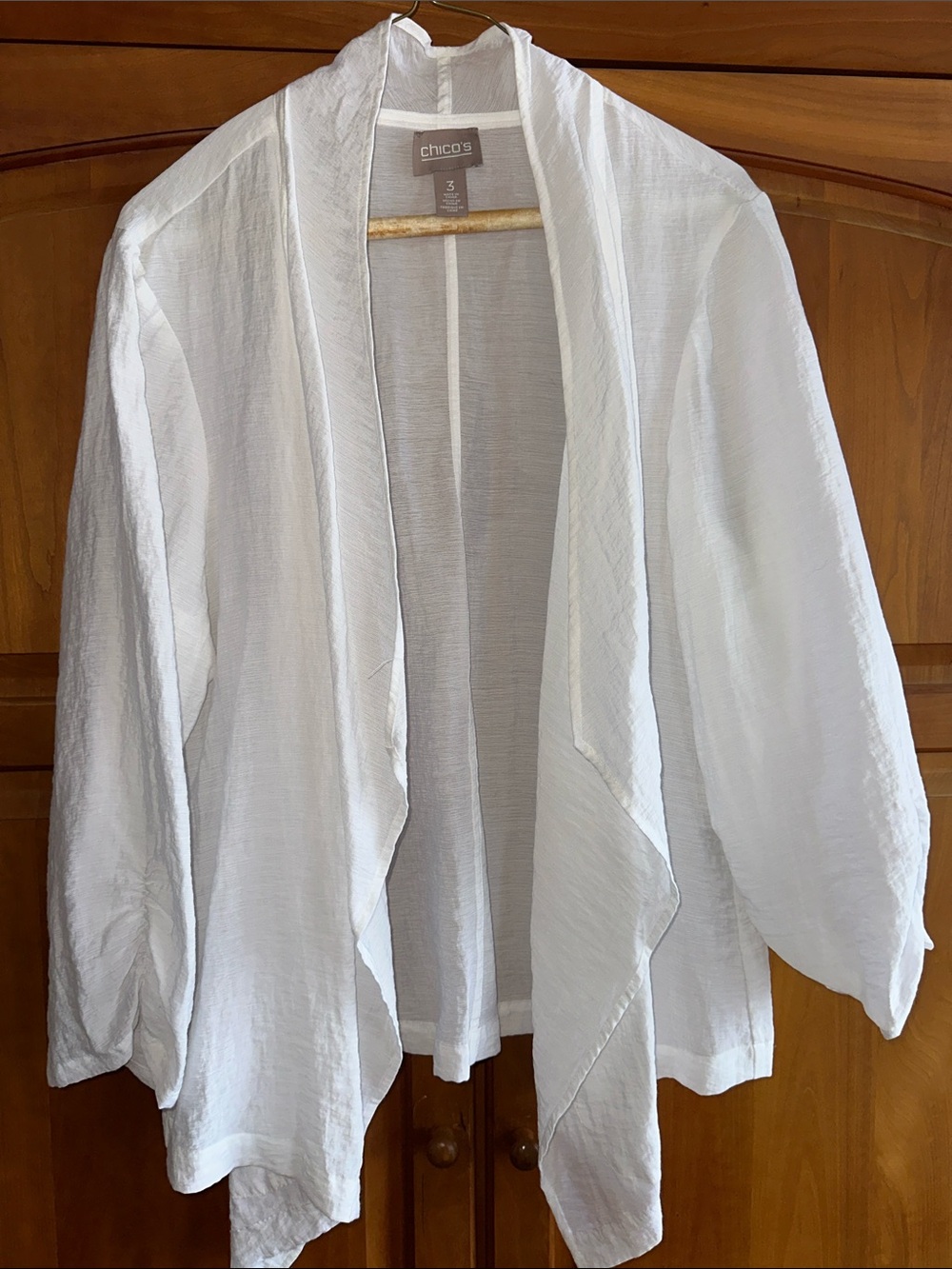 Chico's White Draped Open-Front Cardigan, Size 3, P-T-P across the back 25" NWOT